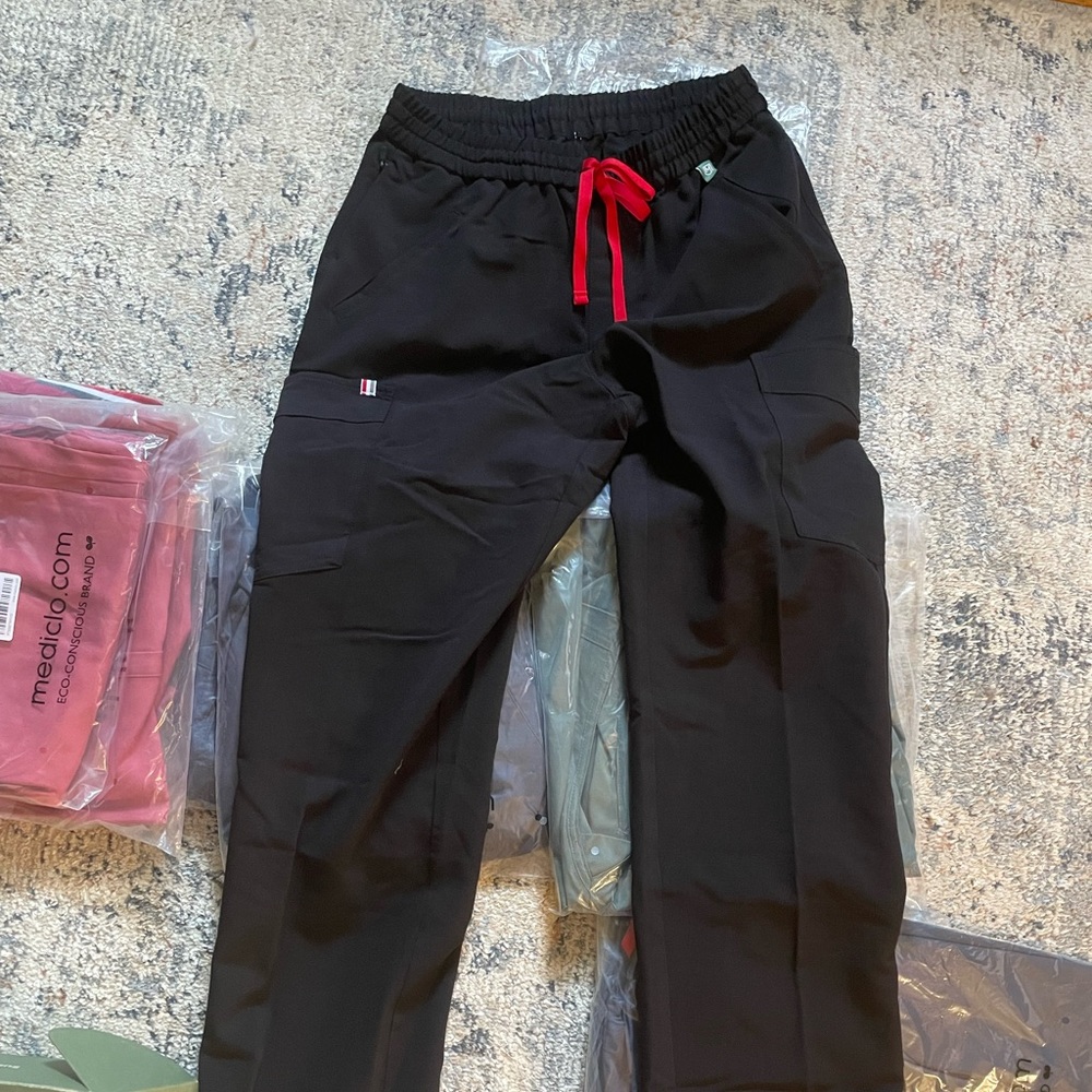 NWT Mediclo scrub pants